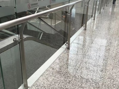 不锈钢玻璃立柱 不锈钢玻璃立柱