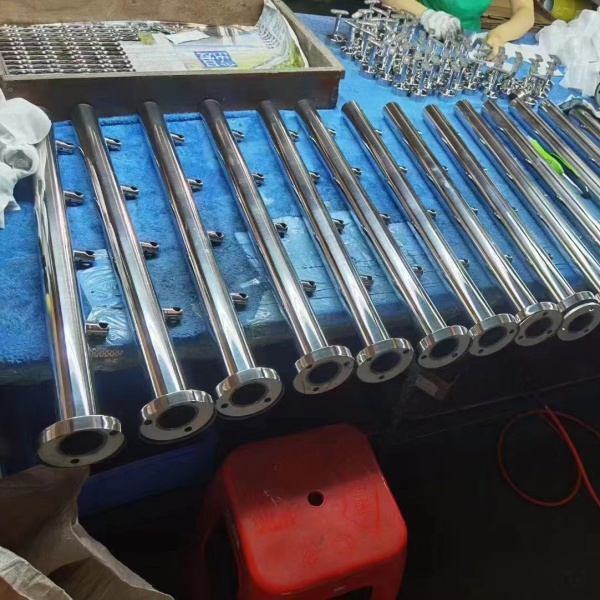不锈钢穿管立柱 不锈钢穿管立柱
