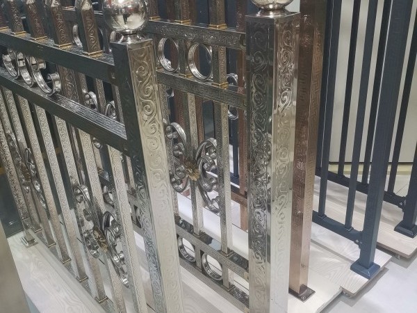 不锈钢经典款花纹护栏 不锈钢经典款花纹护栏